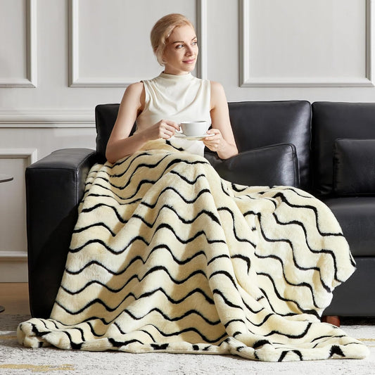 TINA'S HOME Luxury Wave Faux Fur Throw Blanket
